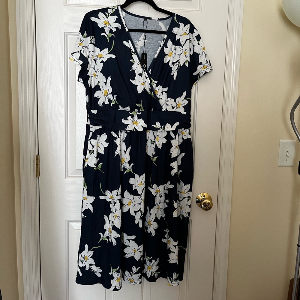 2x Navy Blue Floral Dress with Pockets